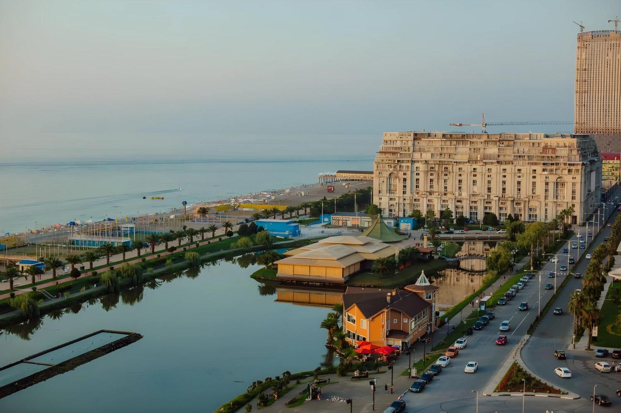 Apartamento View From Above Orbi City Batumi Exterior foto